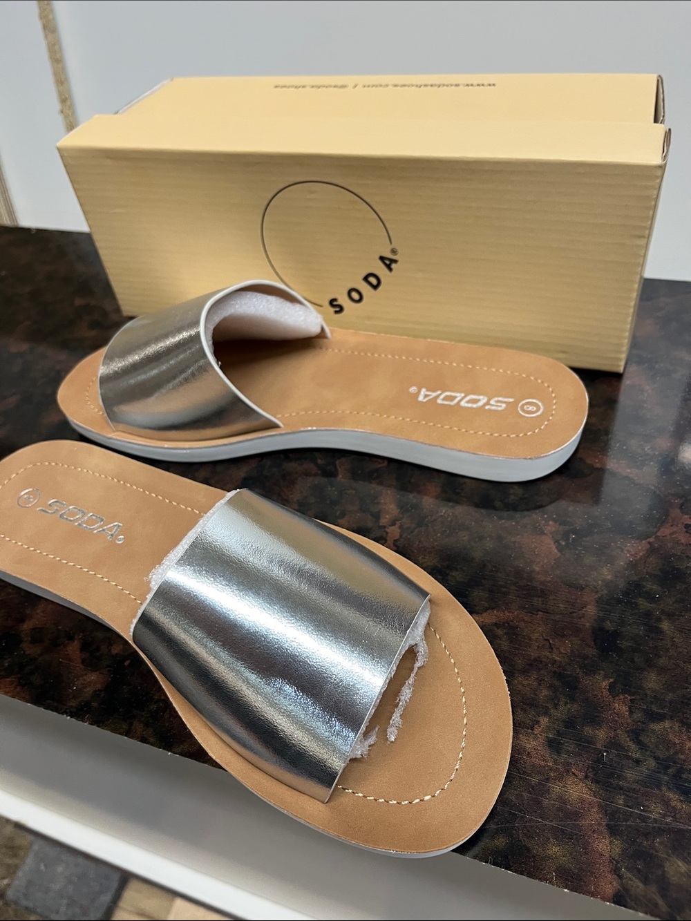 NewSoda Metallic Silver Women's Slide Sandals Sz 8